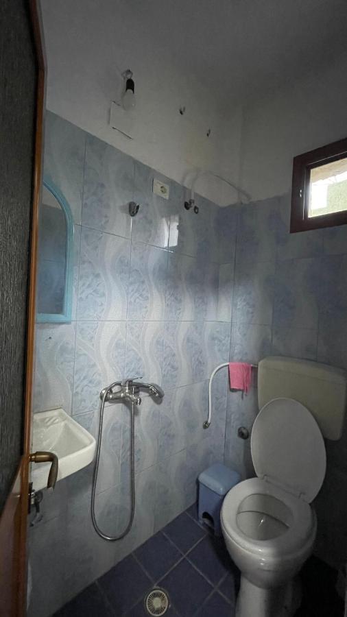 Vila Osmenaj Rent Room Or Apartment Vlore Exterior photo