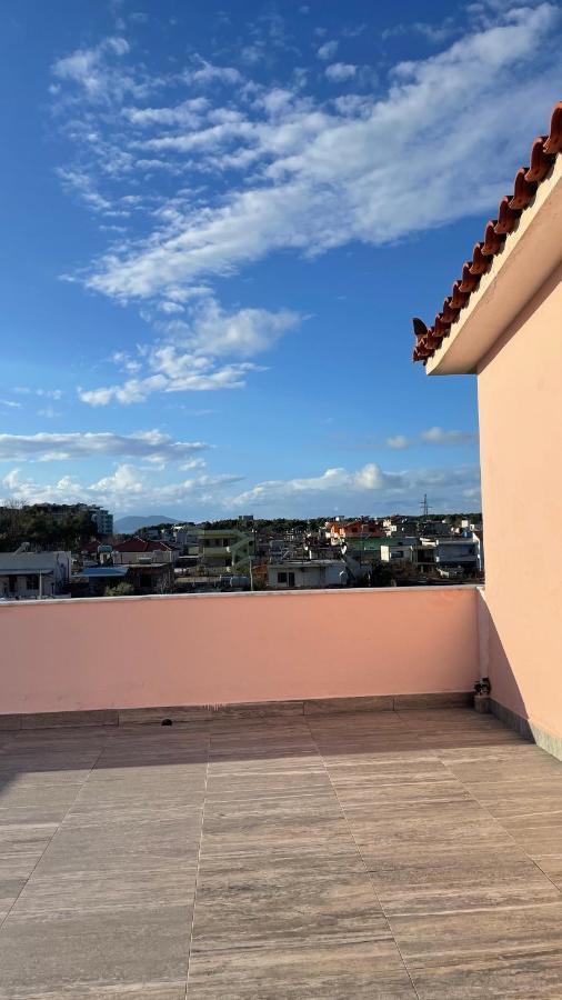 Vila Osmenaj Rent Room Or Apartment Vlore Exterior photo