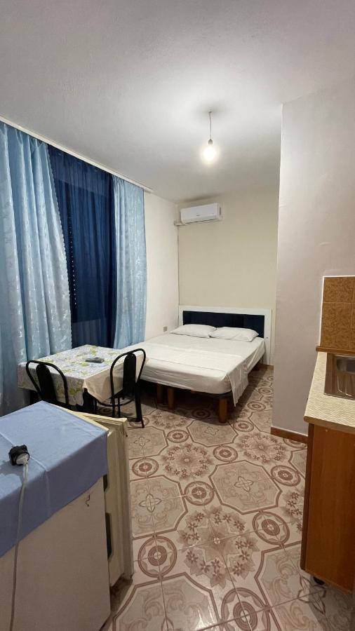 Vila Osmenaj Rent Room Or Apartment Vlore Exterior photo